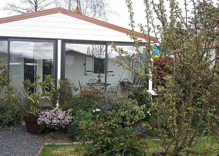 Les Bains De Holiday home *